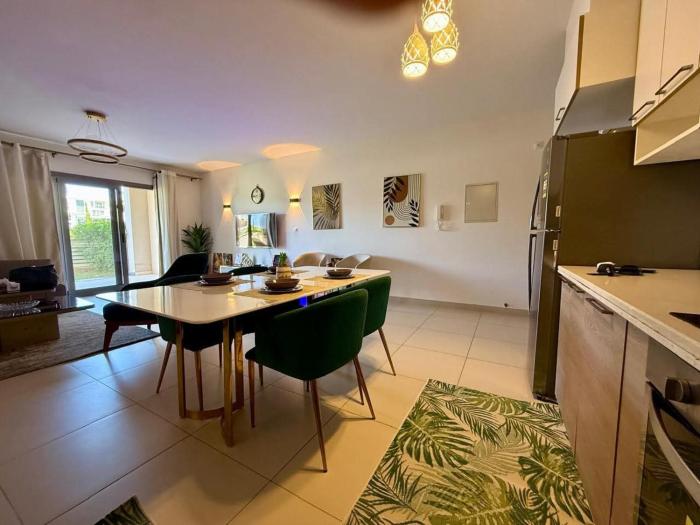 Elegant 3 Bedroom Chalet in Marassi Direct on Lagoon