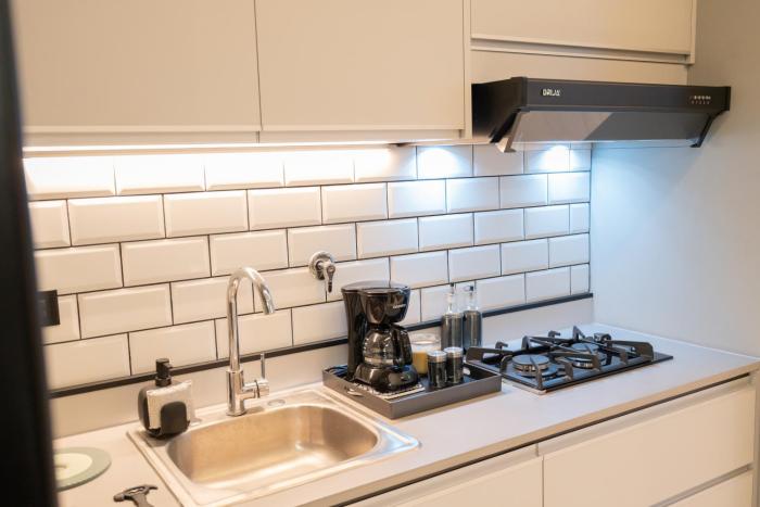 Modern 1BR Ocean View The Sands Pool High Floor