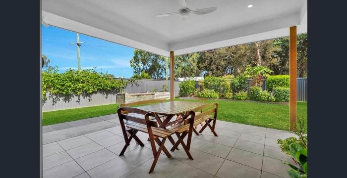 1 Seaspray Avenue