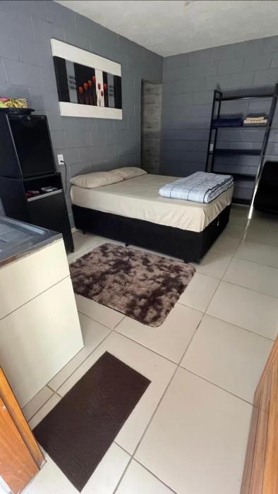 Quarto casal, banheiro privativo 15min do Aeroporto GRU Wi-Fi