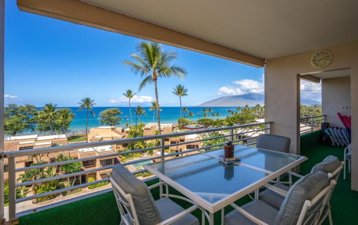 Kamaole Beach Royale #501 Panoramic Ocean View, Steps to Kamaole Beach #1