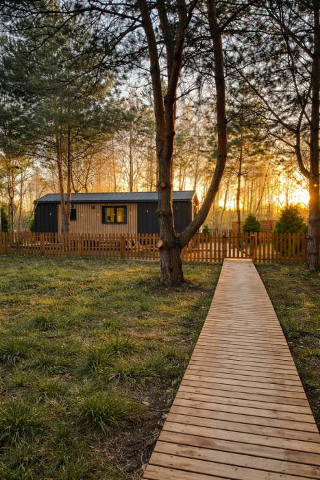 W Cenie Na Wyłączność Prywatna Sauna i Jacuzzi Rowery Grill Stan Spokoju Tu i Teraz Wdech i Wydech