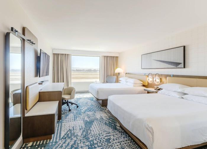 Radisson Hotel Santa Maria