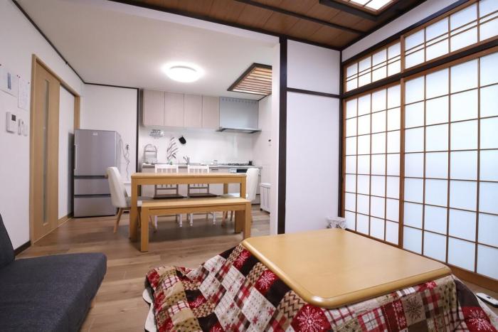 HAT Sanjo T 7 min walk from Nara station HAT三条T奈良駅徒歩7分の一軒家貸切
