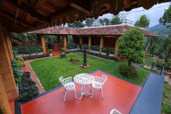 Wild Courtyard By Zomestay