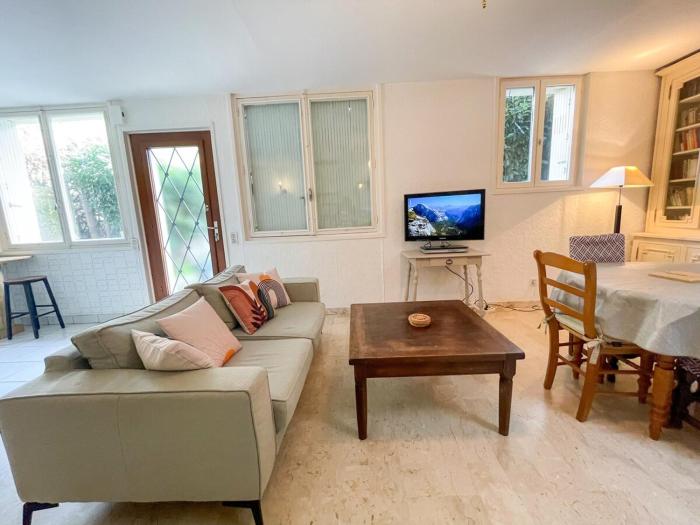 Au coin Ponot - jardin, Wifi, Parking gratuit