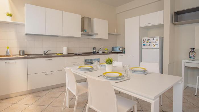 Sweet Lake Apartment - Italian Homing