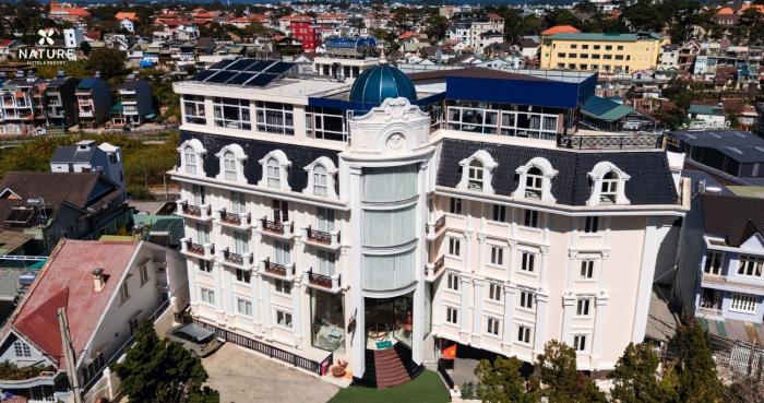 Nature Hotel - Pham Hong Thai