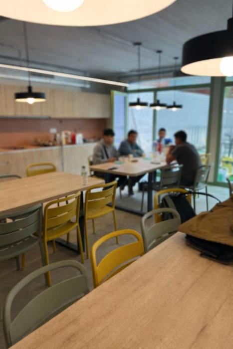 Hostelfly Fira Barcelona