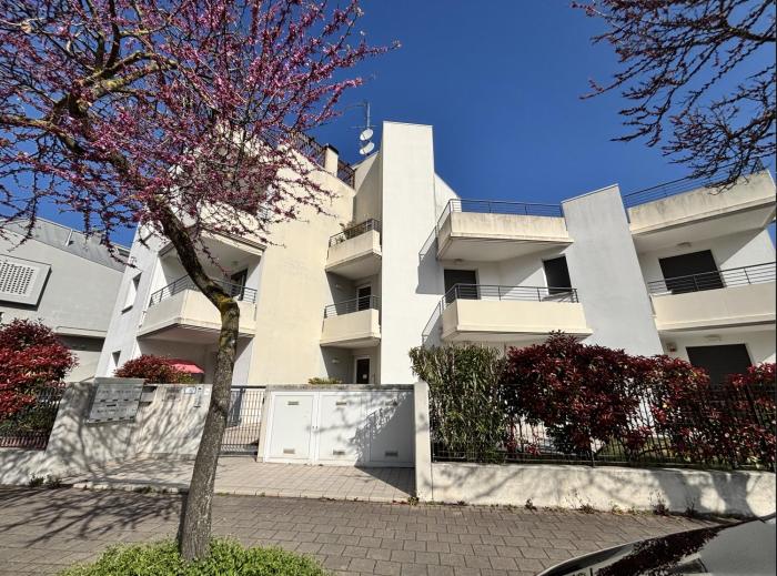 CONDOMINIO GIOIA - Garage Privato, Posto Spiaggia, A pochi passi dal mare