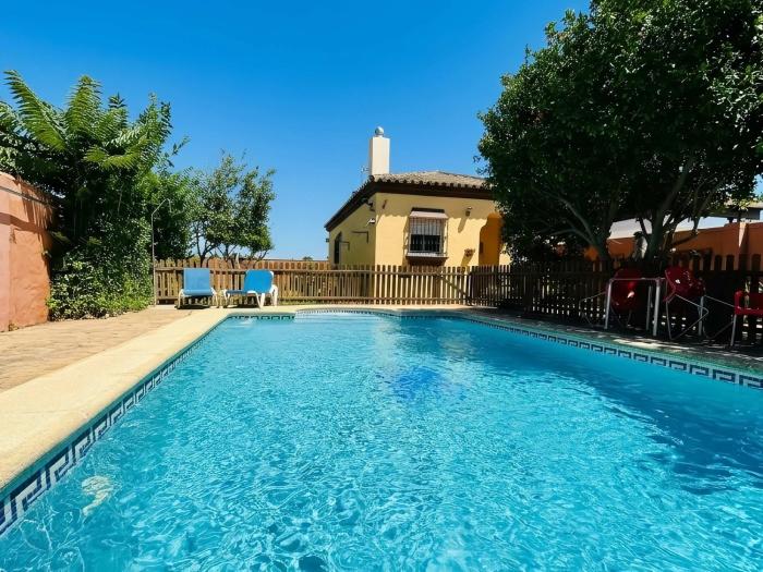 Chalet Piscina Privada Cerca del Mar solo familia