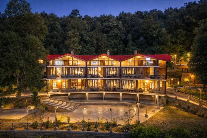 THE CEDAR CASTLE