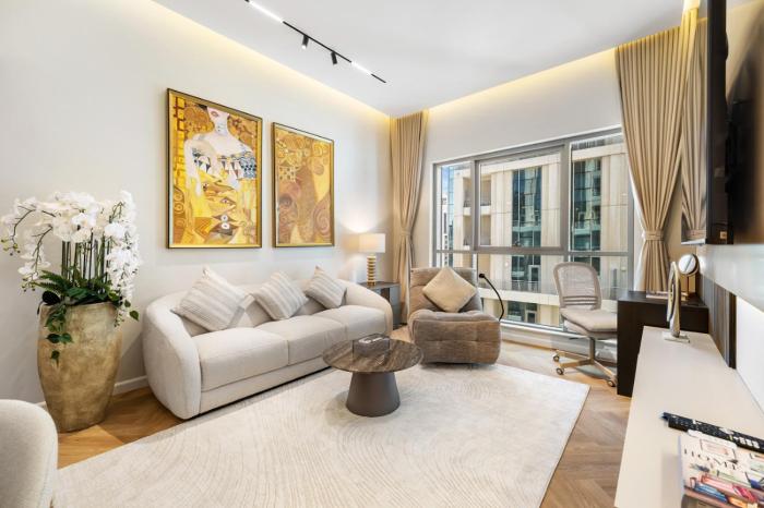 Elegant 1BR in the Heart of Downtown - Boulevard Central Tower