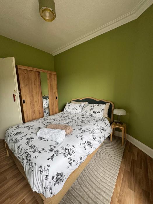 Edinburgh Central Flat