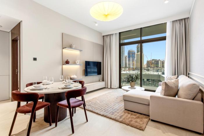 Cozy 1Bedroom with Rooftop Pool & Sauna in JVC