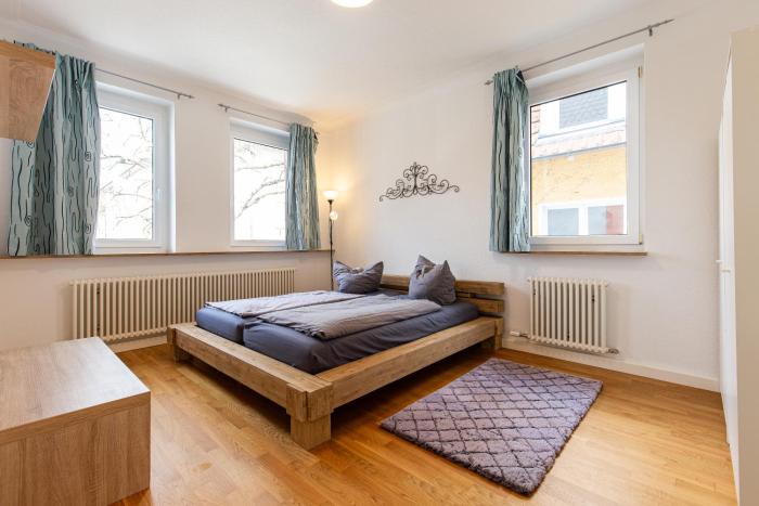 Haus Wendelgard I zentrale Lage I Parkplatz I ganze Wohnung