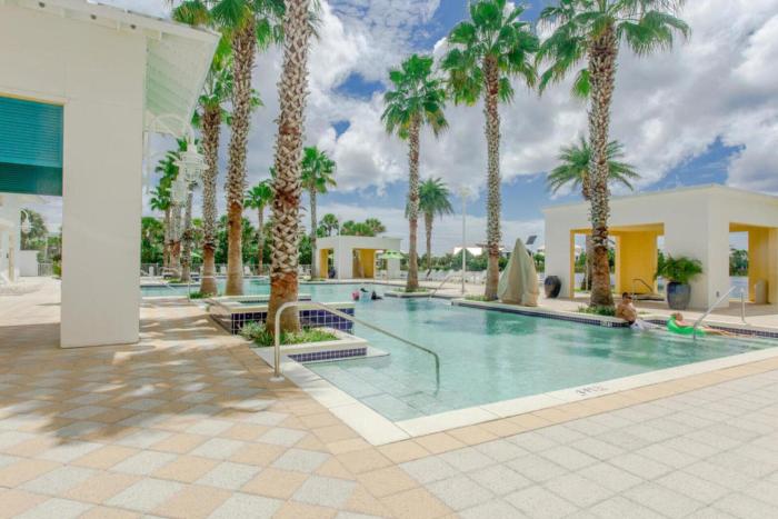 Carillon Beach Resort Inn 414 - Chasing Sunsets