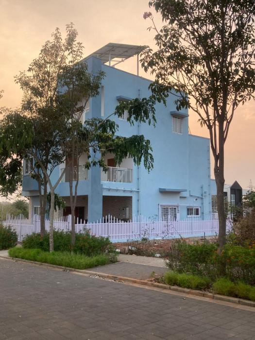 Luxury 3BR Villa in Godrej Reserve Near Airport