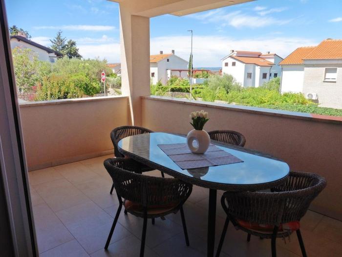 Holiday apartment in Punat with loggia, air conditioning, WiFi, washing machine 4534-1