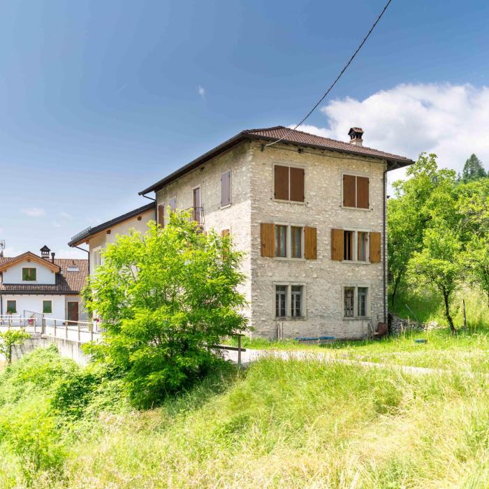 App grande e rustico sulle Dolomiti
