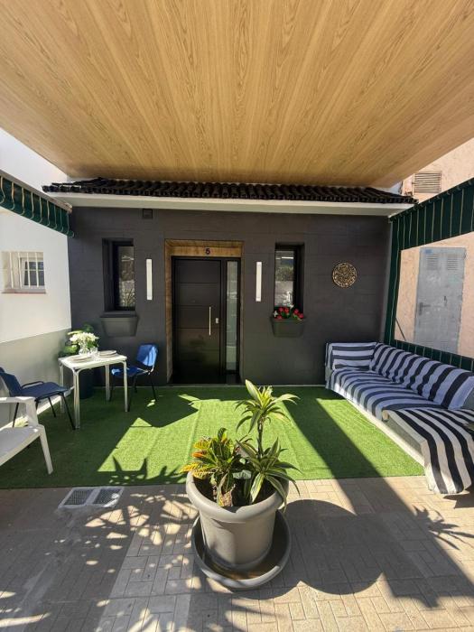 Carihuela Sanmartín House