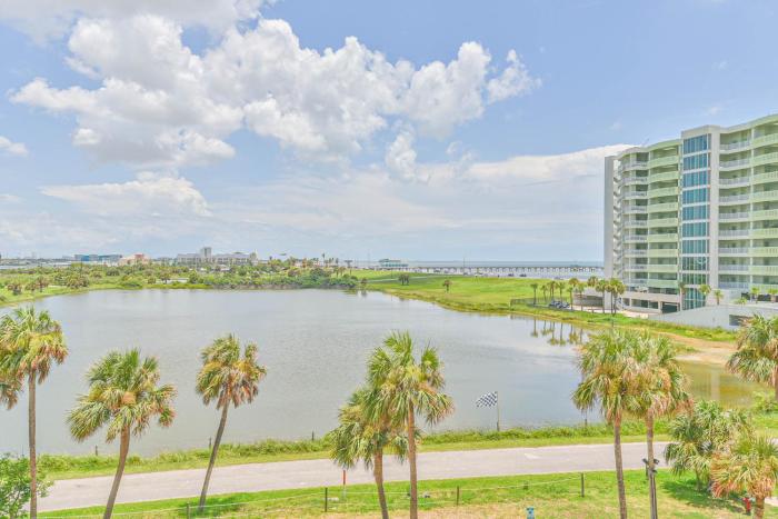 Lovely Sunrise Breeze - Pet Friendly, Ocean View!