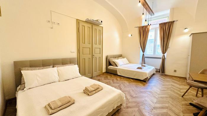 Apartment Hlavna with parking