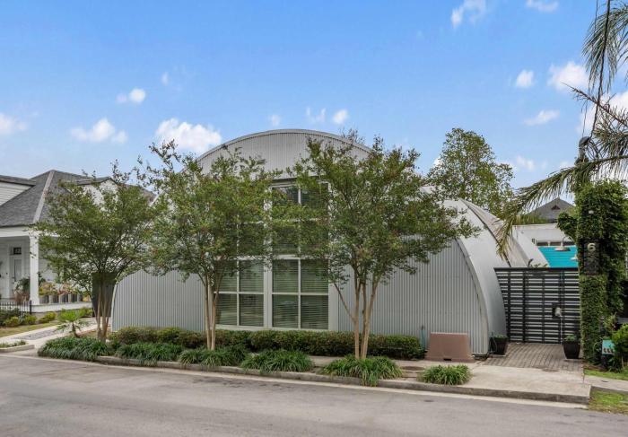 Moon 401 - Half Moon Suite - 2BR - 2 Bath