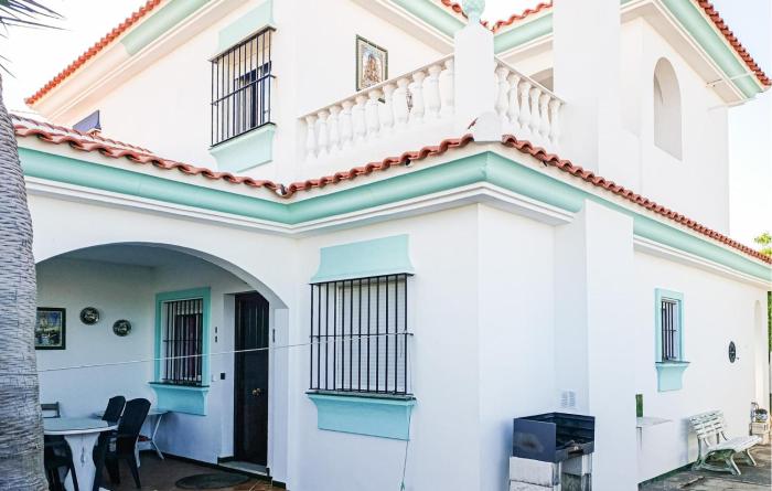 3 Bedroom Nice Home In Matalascañas