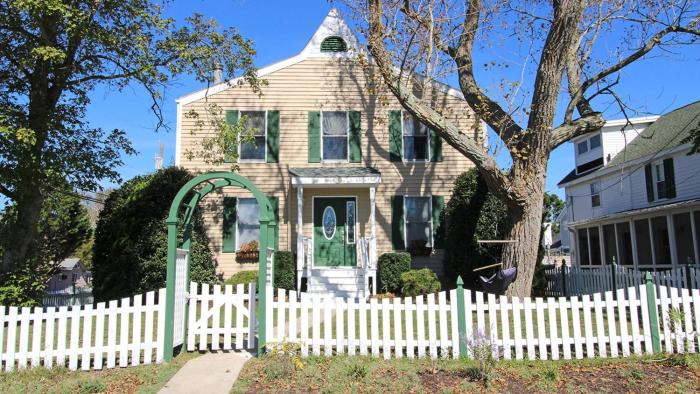 300 Stites Ave Garden By The Sea