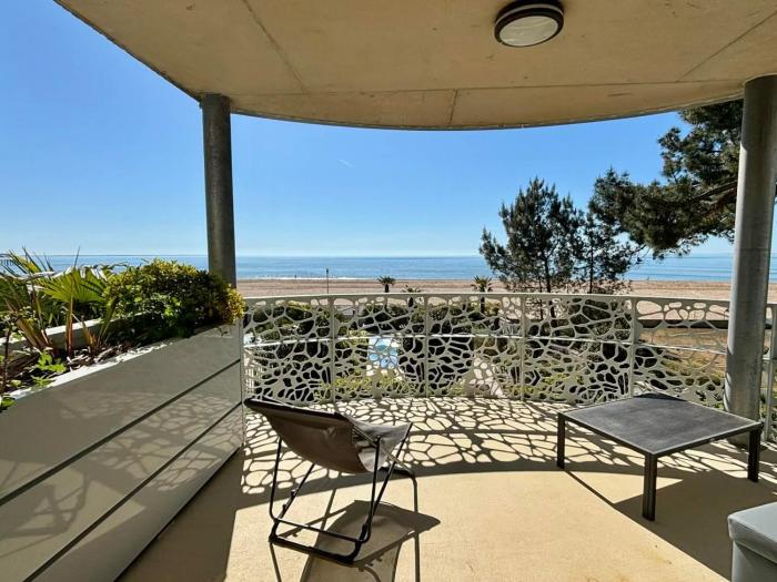 Appartement neuf en bord de mer pour 6 pers, balcon, piscine, jacuzzi, parking, animaux admis - FR-1-194-233