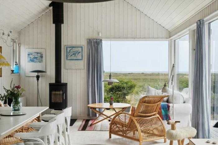 Møn House With View Over Beach And Sea