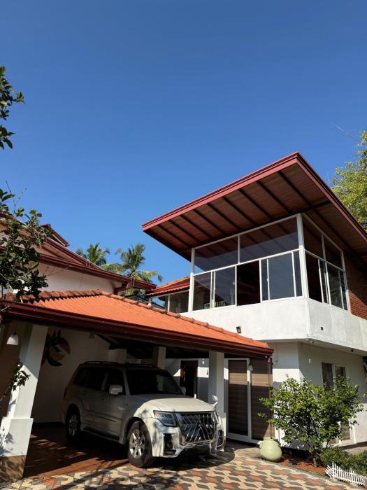 Kalutara Treehouse Pool Villa!