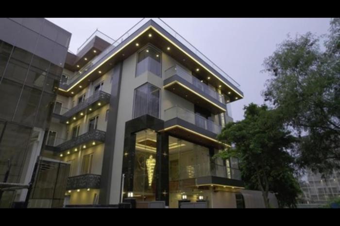 The Grand Oasis Hotel & Resort I Near India Expo Mart