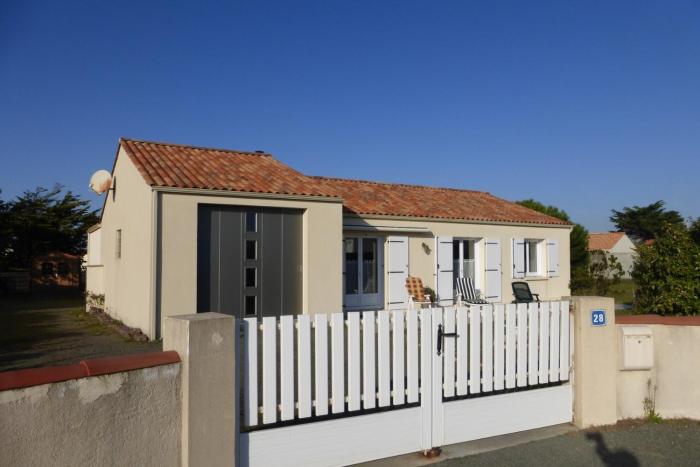 BR000-028 Mais 5 pièces 8 couchages BRETIGNOLLES SUR MER