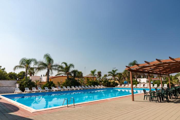 Racar Hotel