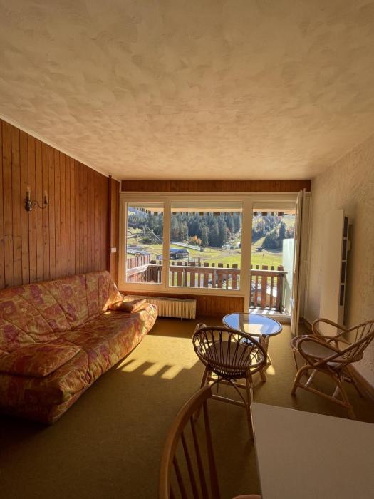 Studio avec vue sur la prairie