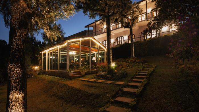 SaffronStays Casa Montana