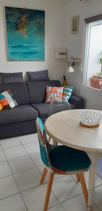 Ground floor apartment in center