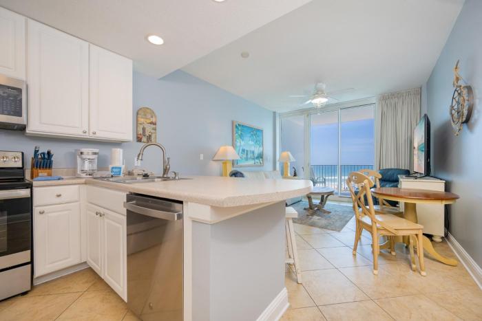 Lighthouse 403 condo