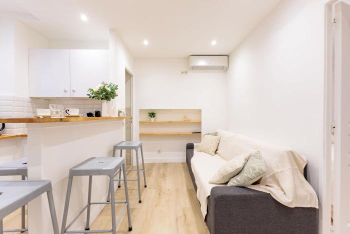 Proche Palais des Festivals, Bel Appartement by Halldis