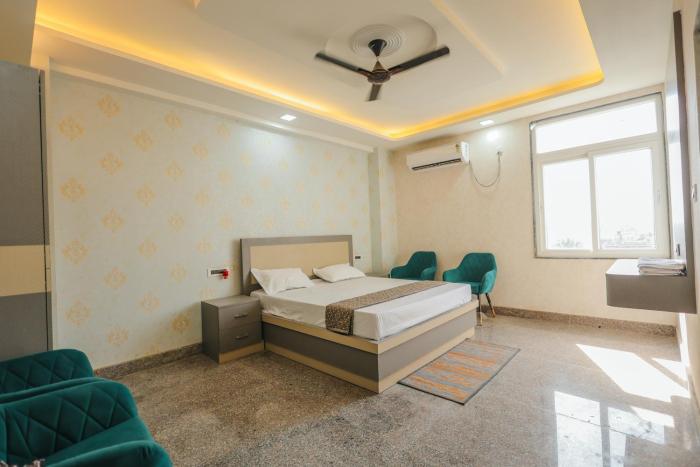 Regal Palace Hotel and Banquets