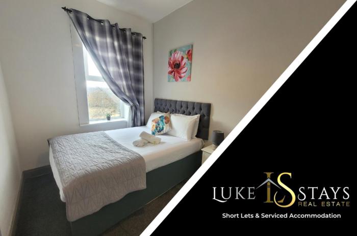 Luke Stays - Brighton Road