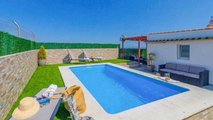 Casa Maria de Velez Almayate Alto by Ruralidays