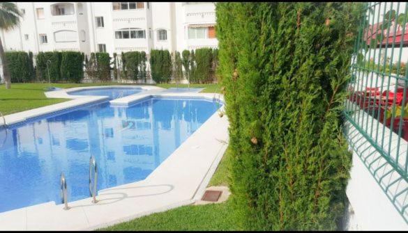 Arroyo de la Miel Apartment Acomodation - Cuddly Nest for 2