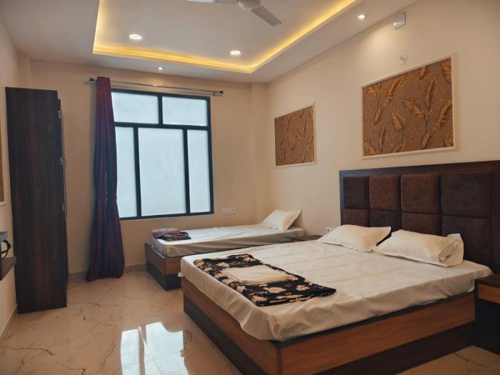 Maruti Nandan Guest House
