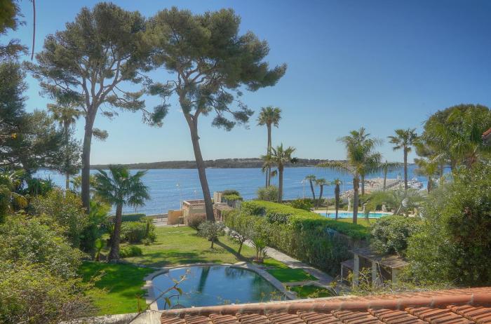 FRGK Villa Mare Palm Beach