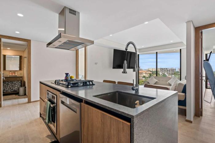 Stay Premium in Nima Bay Top amenities