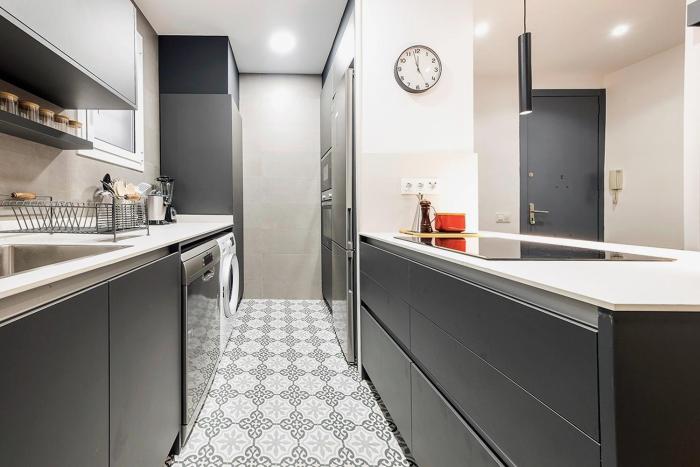 Junto al metro vive Barcelona