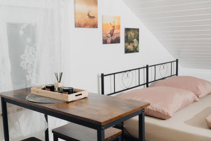 Doppelzimmer 3 Balance - Suhitha´s Gästehaus Villingen-Schwenningen